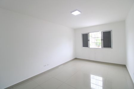 Casa à venda com 229m², 3 quartos e 2 vagasQuarto 1