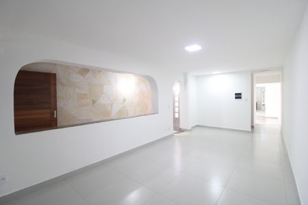 Sala de casa à venda com 3 quartos, 229m² em Interlagos, São Paulo