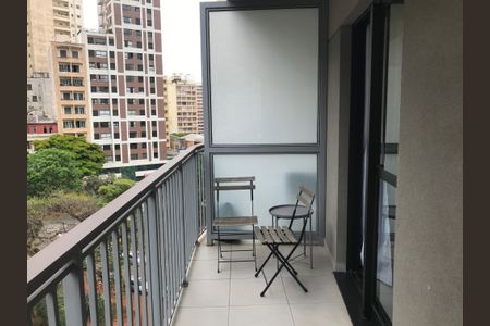 Studio à venda com 32m², 1 quarto e sem vagaVaranda