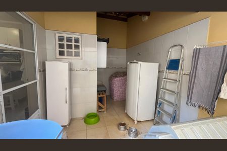 Casa à venda com 151m², 3 quartos e 2 vagas Casa à venda com 151m², 3 quartos e 2 vagasÁrea de Serviço