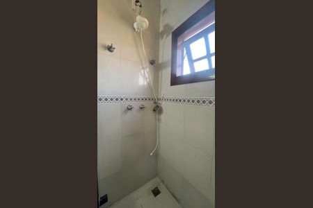 Casa à venda com 151m², 3 quartos e 2 vagas Casa à venda com 151m², 3 quartos e 2 vagasBanheiro