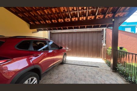 Casa à venda com 151m², 3 quartos e 2 vagas Casa à venda com 151m², 3 quartos e 2 vagasGaragem