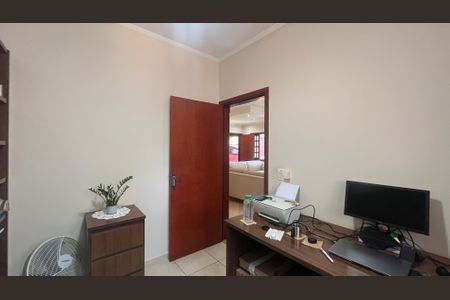 Escritório de casa à venda com 3 quartos, 151m² em Residencial Terras do Barão, Campinas