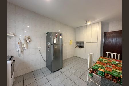 Casa à venda com 330m², 4 quartos e 3 vagasCozinha