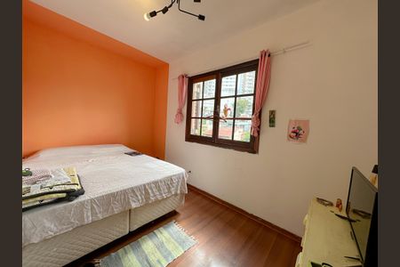 Casa à venda com 330m², 4 quartos e 3 vagasQuarto 1