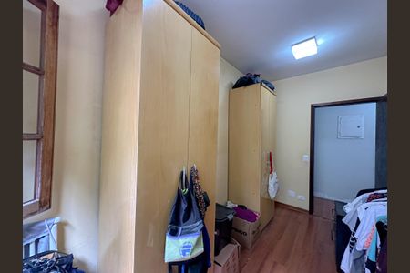 Casa à venda com 330m², 4 quartos e 3 vagasQuarto 2