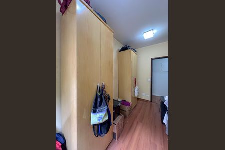 Casa à venda com 330m², 4 quartos e 3 vagasQuarto 2