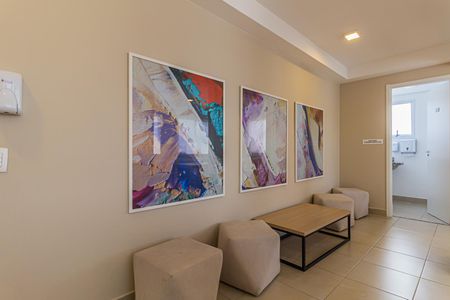 Apartamento para alugar com 42m², 2 quartos e 1 vaga Apartamento para alugar com 42m², 2 quartos e 1 vagaÁrea comum - Salão de festas