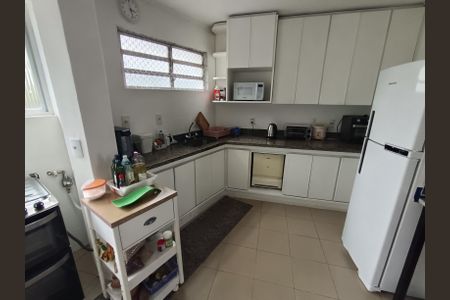 Apartamento à venda com 120m², 2 quartos e 1 vagaCozinha