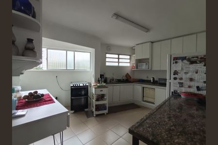 Apartamento à venda com 120m², 2 quartos e 1 vagaCozinha
