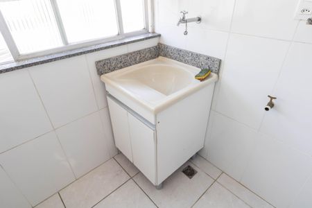 Apartamento para alugar com 55m², 2 quartos e 1 vaga Apartamento para alugar com 55m², 2 quartos e 1 vagaCozinha e Área de Serviço