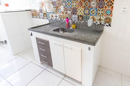 Apartamento para alugar com 55m², 2 quartos e 1 vaga Apartamento para alugar com 55m², 2 quartos e 1 vagaCozinha e Área de Serviço