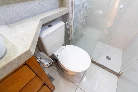 Apartamento para alugar com 55m², 2 quartos e 1 vaga Apartamento para alugar com 55m², 2 quartos e 1 vagaBanheiro