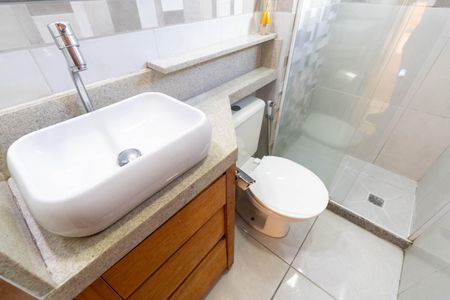 Apartamento para alugar com 55m², 2 quartos e 1 vaga Apartamento para alugar com 55m², 2 quartos e 1 vagaBanheiro