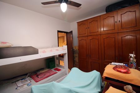 Casa à venda com 193m², 3 quartos e 2 vagasQuarto 1