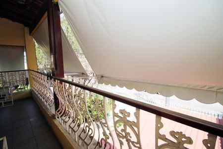 Casa à venda com 193m², 3 quartos e 2 vagasÁrea comum