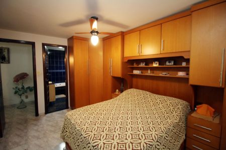 Casa à venda com 193m², 3 quartos e 2 vagasQuarto 3 - Suíte