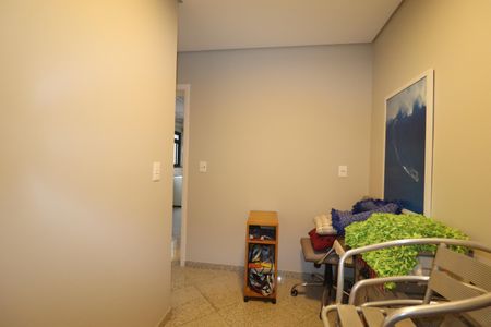 Apartamento à venda com 490m², 4 quartos e 4 vagasQuarto de Serviço 2