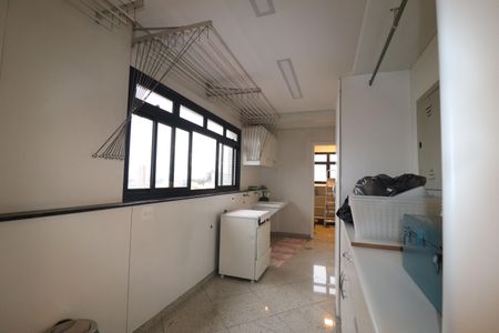 Apartamento à venda com 490m², 4 quartos e 4 vagasÁrea de Serviço