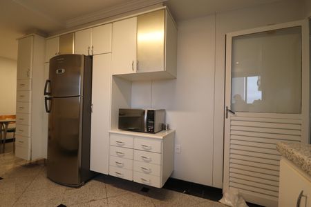 Apartamento à venda com 490m², 4 quartos e 4 vagasCozinha