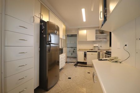 Apartamento à venda com 490m², 4 quartos e 4 vagasCozinha