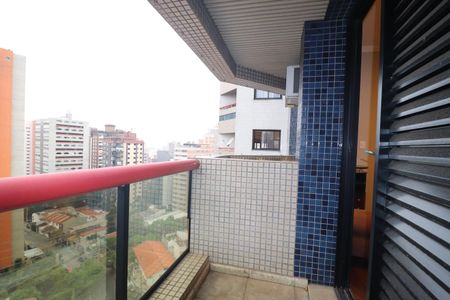 Apartamento à venda com 490m², 4 quartos e 4 vagasVaranda da Suíte 1