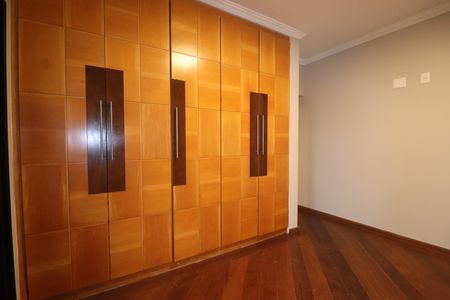 Apartamento à venda com 490m², 4 quartos e 4 vagasSuíte 2