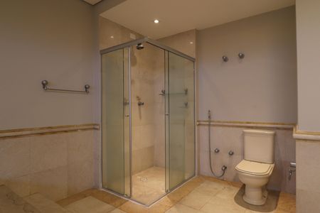 Apartamento à venda com 490m², 4 quartos e 4 vagasBanheiro da Suíte 1