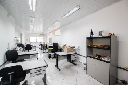 Casa à venda com 160m², 2 quartos e 1 vagaQuarto de serviço