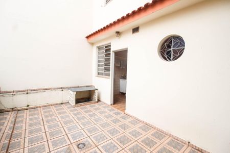 Casa à venda com 160m², 2 quartos e 1 vagaChurrasqueira