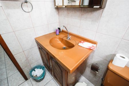 Casa à venda com 160m², 2 quartos e 1 vagaBanheiro