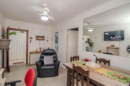 Sala de apartamento à venda com 1 quarto, 40m² em Humaitá, Porto Alegre
