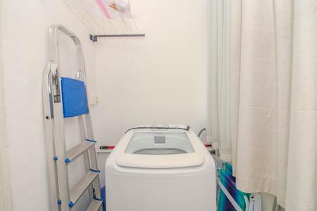 Apartamento à venda com 40m², 1 quarto e sem vagaCozinha e Área de Serviço