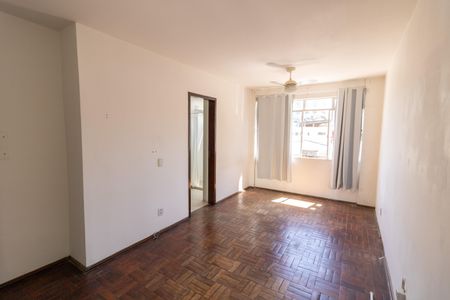 Sala/Quarto de kitnet/studio à venda com 1 quarto, 28m² em Cidade Baixa, Porto Alegre
