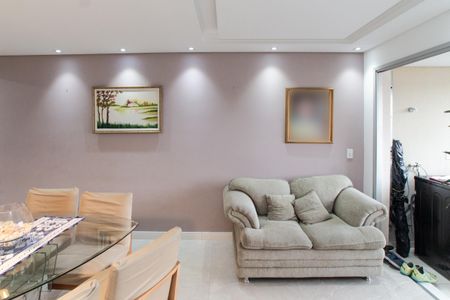 Apartamento à venda com 67m², 2 quartos e 1 vagaSala