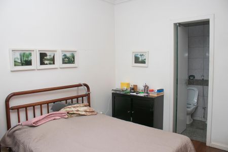 Apartamento para alugar com 146m², 4 quartos e 3 vagas Apartamento para alugar com 146m², 4 quartos e 3 vagasSuíte