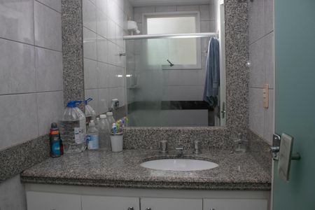 Apartamento para alugar com 146m², 4 quartos e 3 vagas Apartamento para alugar com 146m², 4 quartos e 3 vagasBanheiro Social