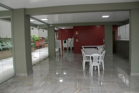 Apartamento para alugar com 146m², 4 quartos e 3 vagas Apartamento para alugar com 146m², 4 quartos e 3 vagasÁrea comum - Salão de festas