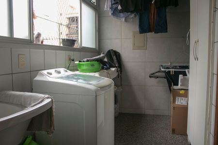 Apartamento para alugar com 146m², 4 quartos e 3 vagas Apartamento para alugar com 146m², 4 quartos e 3 vagasÁrea de Serviço