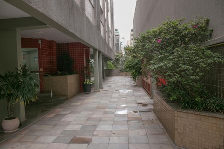 Apartamento para alugar com 146m², 4 quartos e 3 vagas Apartamento para alugar com 146m², 4 quartos e 3 vagasHall de entrada