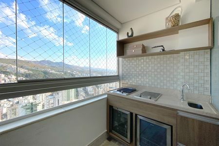 Apartamento à venda com 97m², 3 quartos e 2 vagasVaranda da Sala