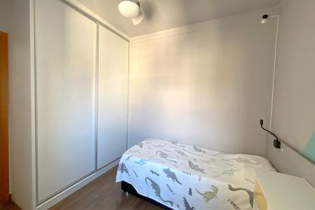 Apartamento à venda com 97m², 3 quartos e 2 vagasQuarto 