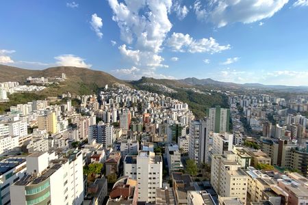 Apartamento à venda com 97m², 3 quartos e 2 vagasVista do Quarto 2