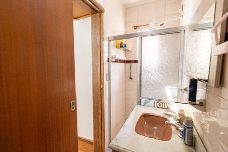 Casa à venda com 252m², 3 quartos e 3 vagasBanheiro Social