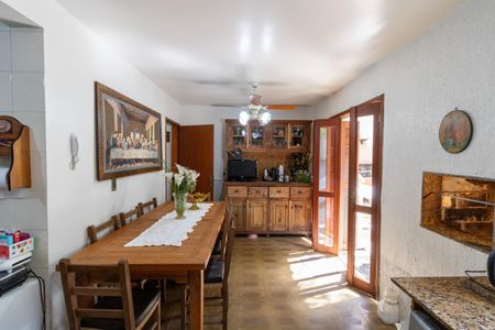 Casa à venda com 252m², 3 quartos e 3 vagasCozinha