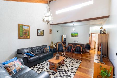 Sala de casa à venda com 3 quartos, 252m² em Nonoai, Porto Alegre