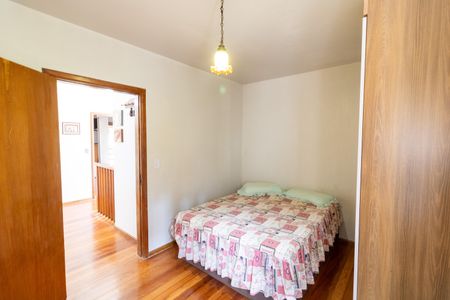 Casa à venda com 252m², 3 quartos e 3 vagasQuarto 2