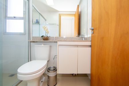 Apartamento à venda com 89m², 3 quartos e 2 vagasBanheiro da Suíte