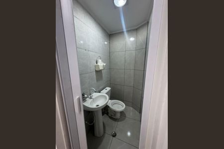 Foto 03 de casa à venda com 2 quartos, 190m² em Vila Domitila, São Paulo