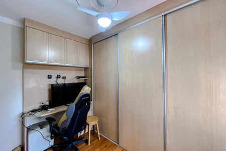 Apartamento à venda com 96m², 3 quartos e 2 vagasQuarto 2